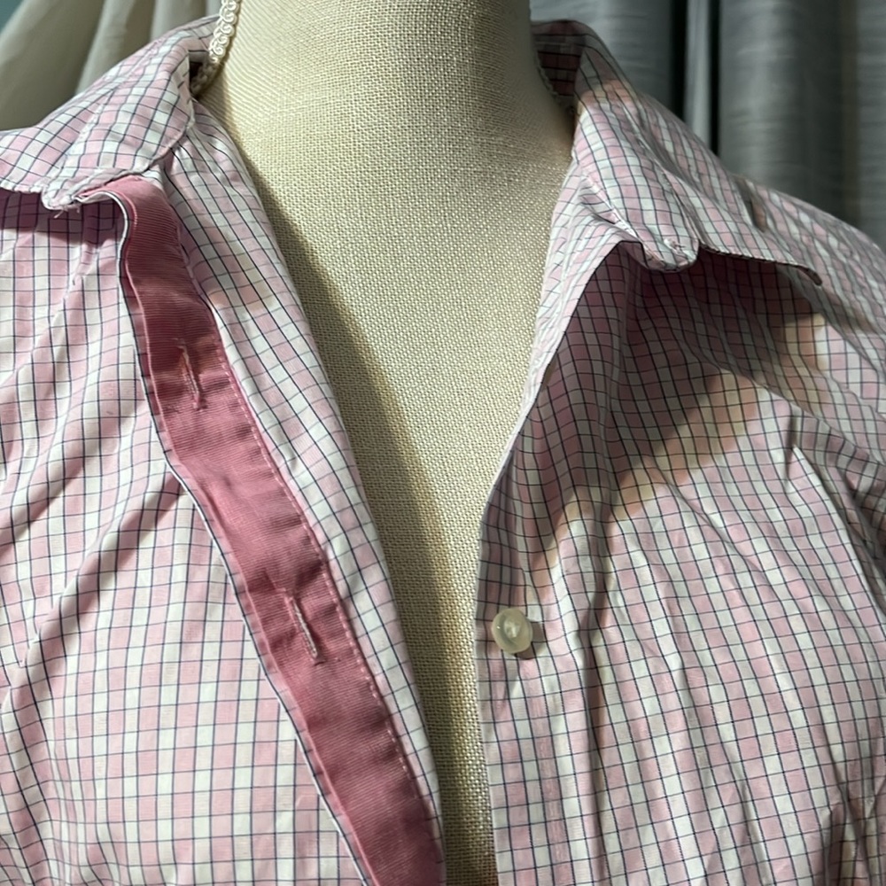 Shirt - Picture 2 of 4